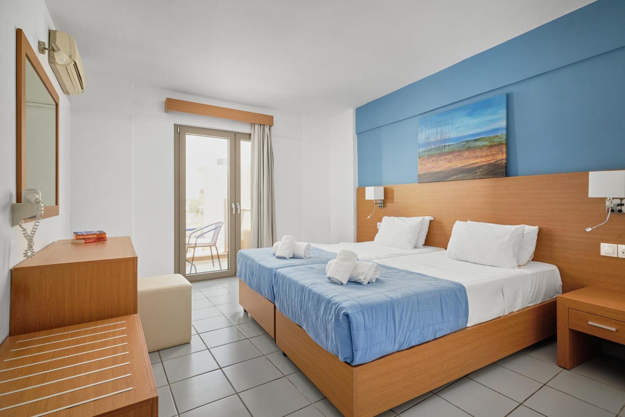 Acropolis Apartments Херсонисос Екстериор снимка