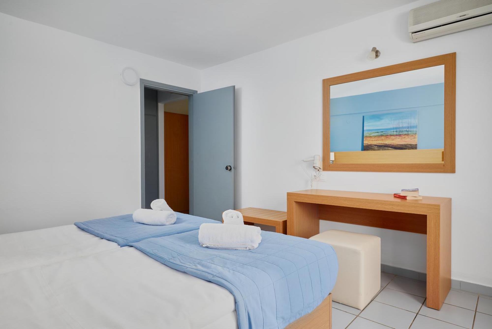 Acropolis Apartments Херсонисос Екстериор снимка