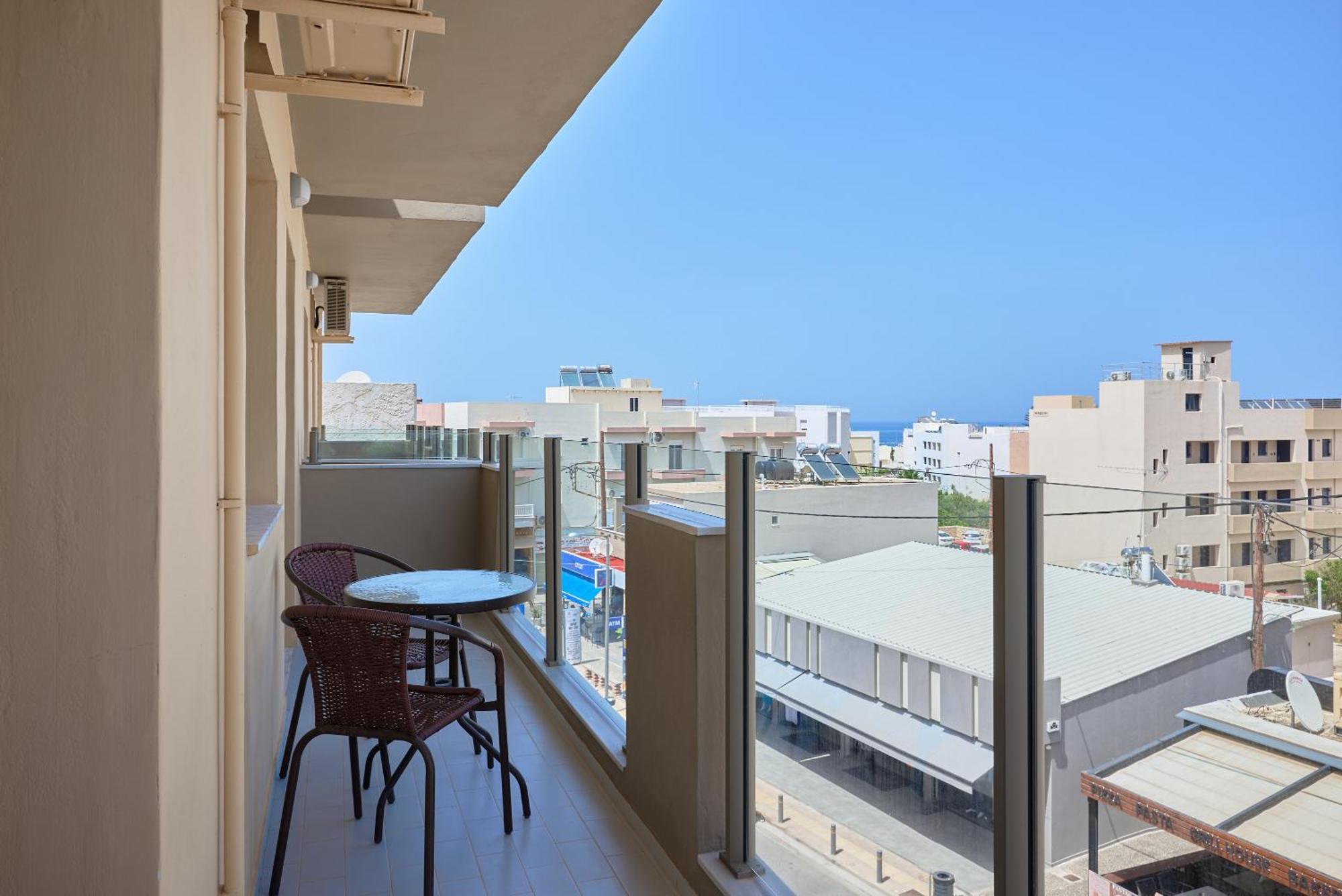 Acropolis Apartments Херсонисос Екстериор снимка