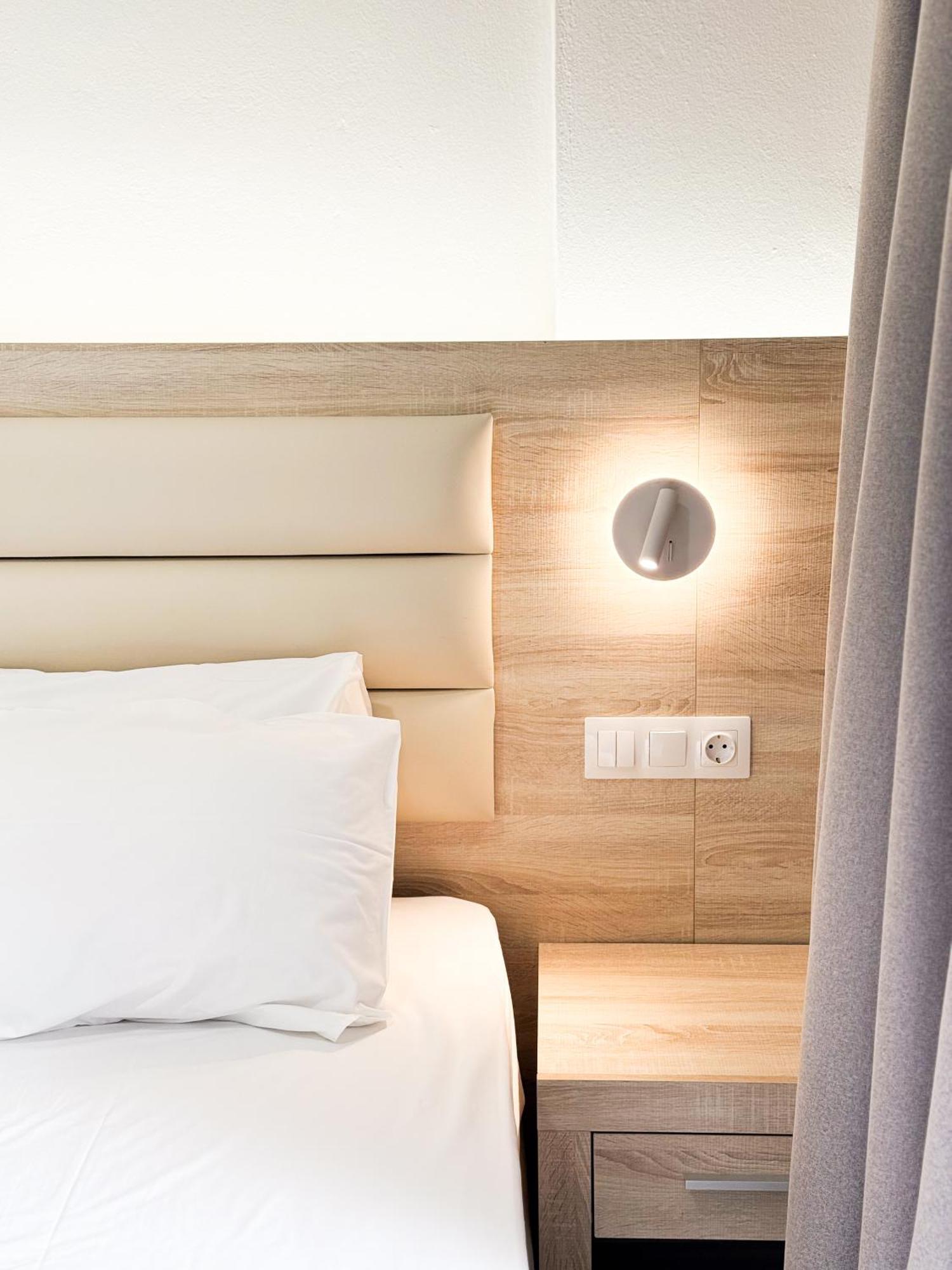 Acropolis Apartments Херсонисос Екстериор снимка