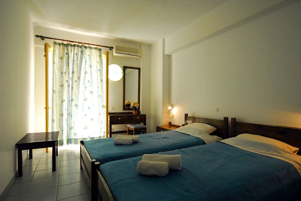 Acropolis Apartments Херсонисос Екстериор снимка