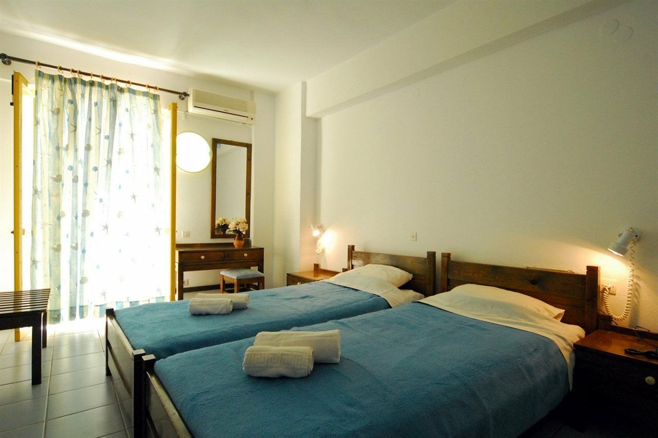 Acropolis Apartments Херсонисос Екстериор снимка